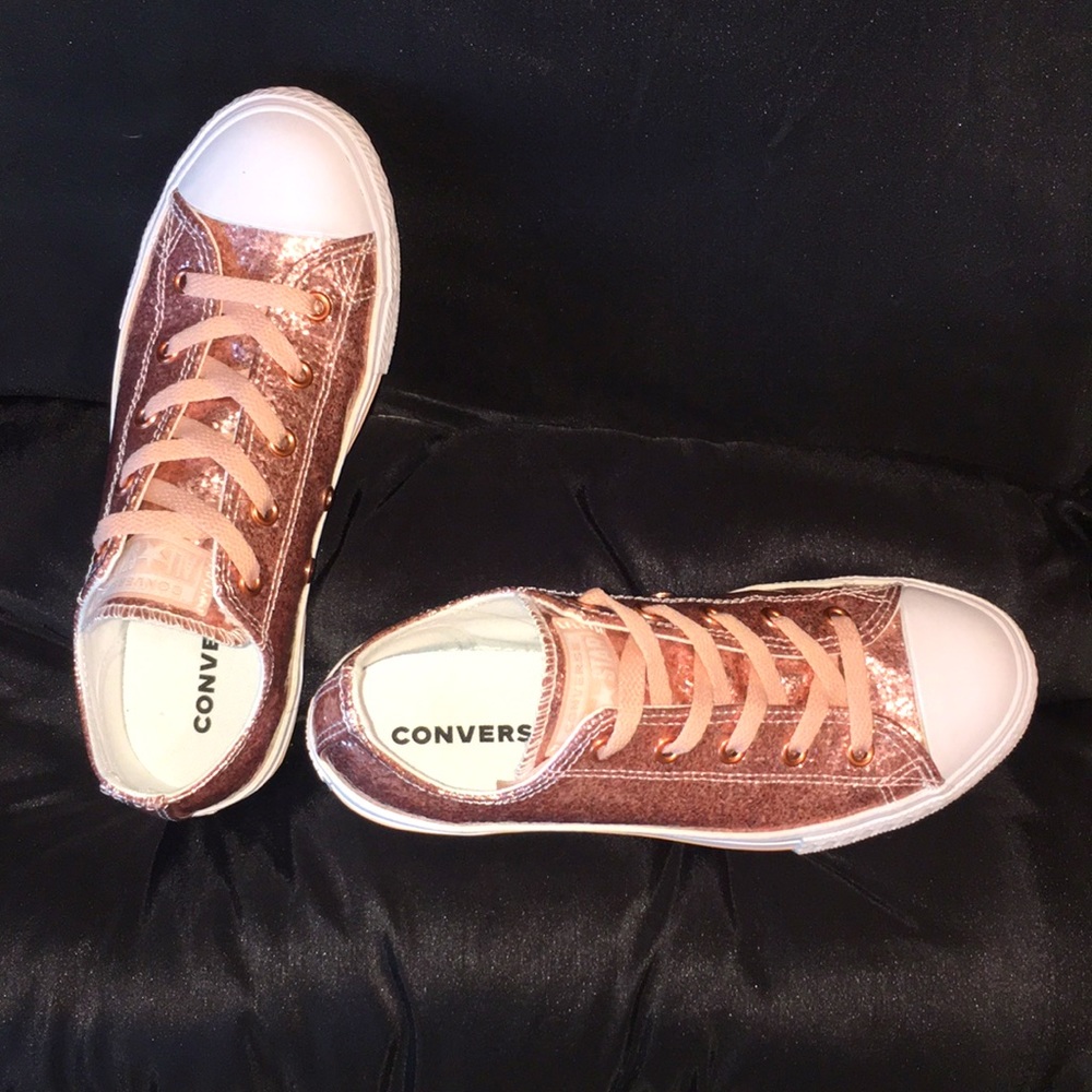 EUC “Sold Out” Pink Glitter All Star Converse